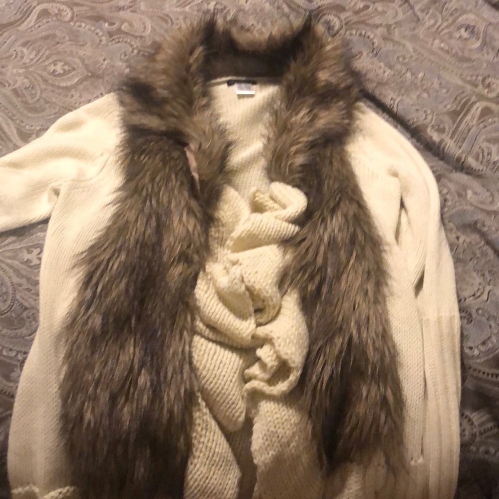 Venus sweater